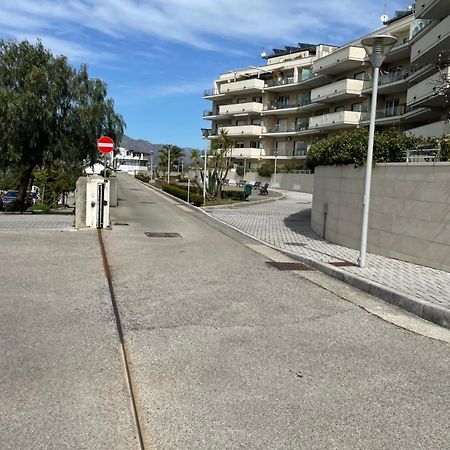 Casa Adele Leilighet Salerno Eksteriør bilde
